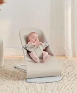 BabyBjörn Baby Bouncer and Toy Bar – Light Beige