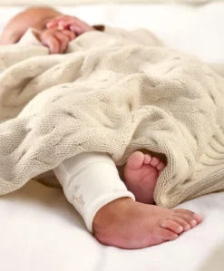 Cable Knit Blanket - Welcome to the World Duckling - Cream