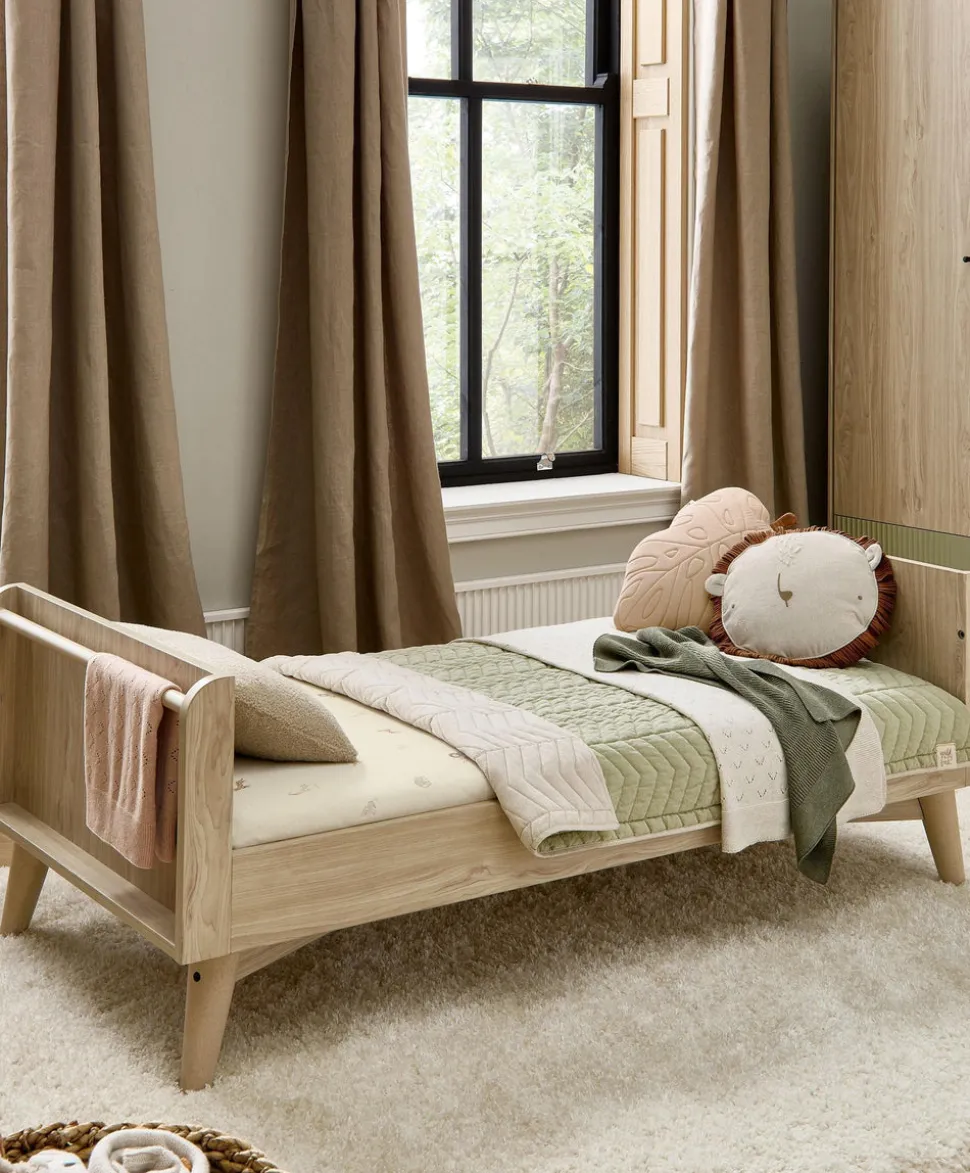 Coxley Cotbed & Luxury Hybrid Twin Mattress Bundle - Natural