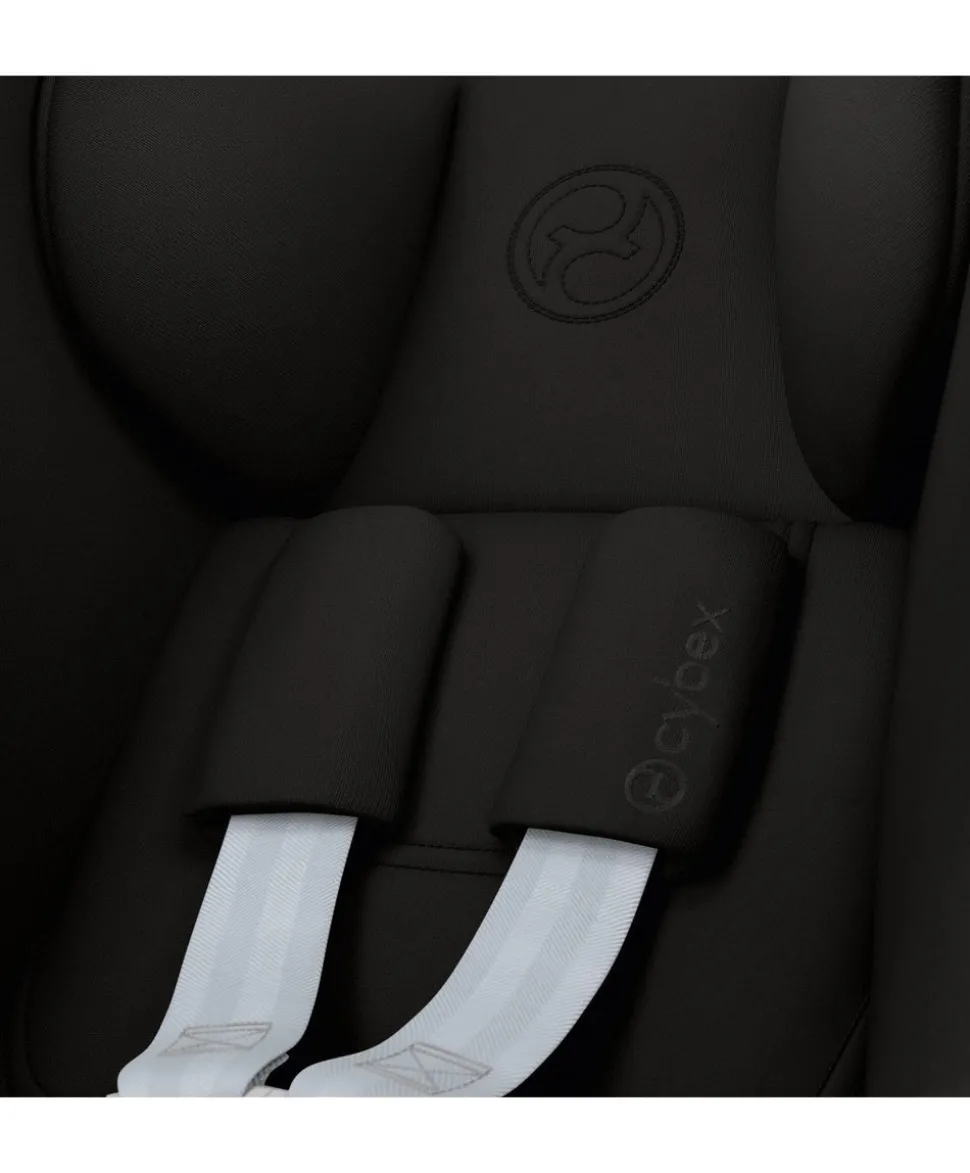Cybex Cloud G i-Size Rotating Baby Car Seat - Magic Black