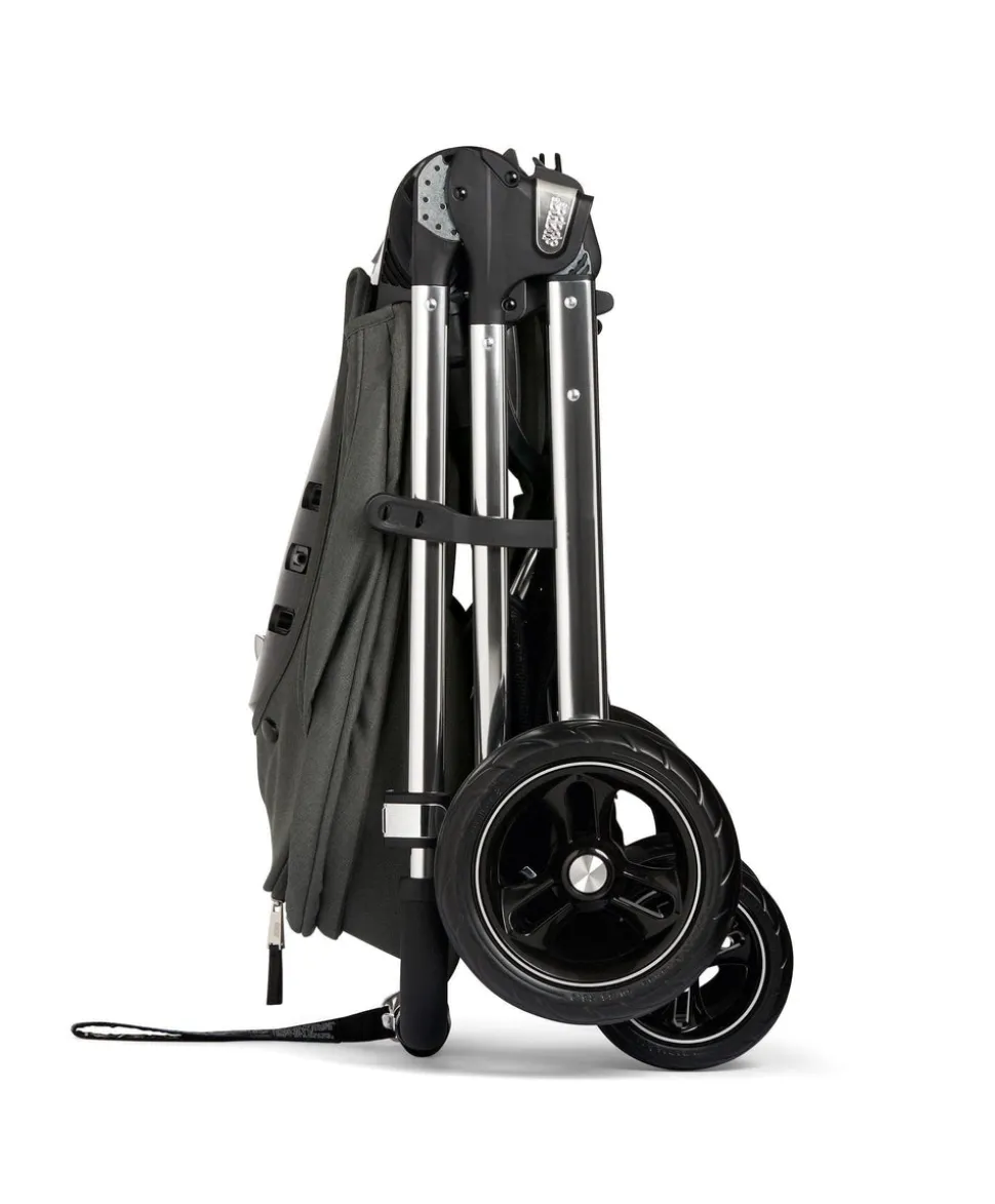 Flip XT³ Pushchair Bundle with Cybex Cloud T Car Seat (8 Pieces) - Harbour Grey