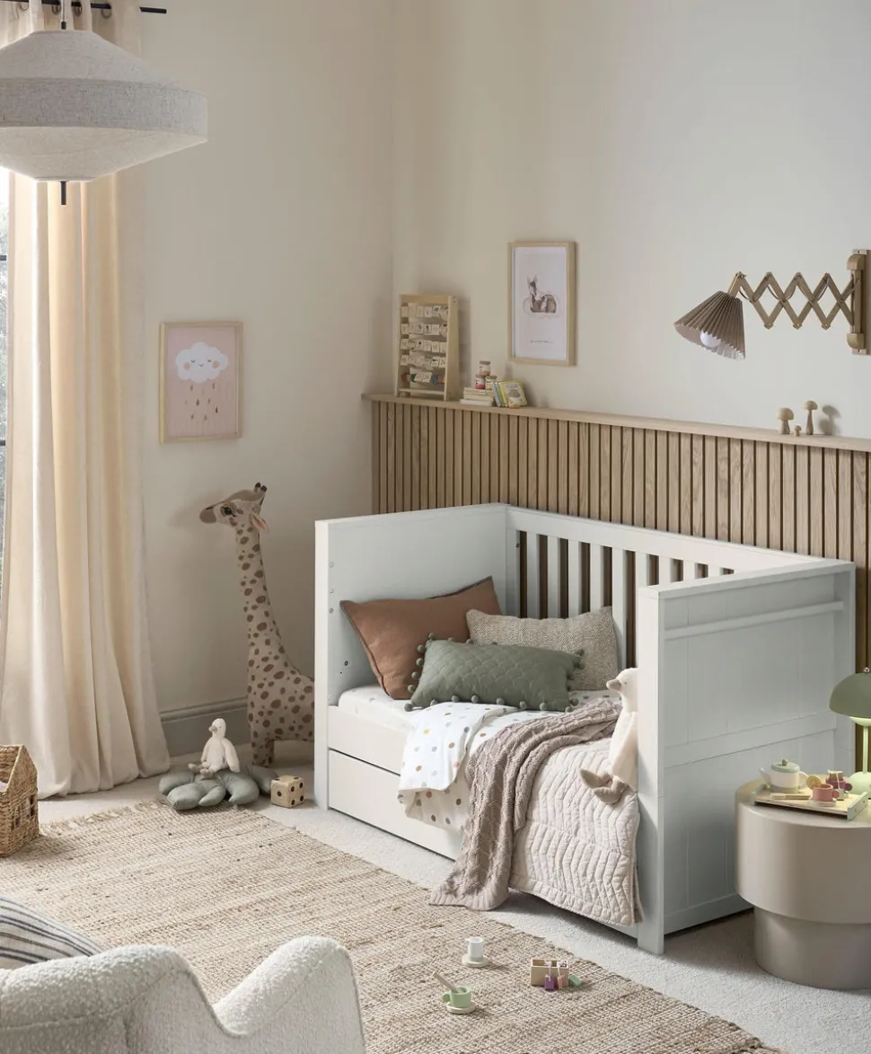 Franklin 2 Piece Cotbed Set with Dresser Changer - White Wash