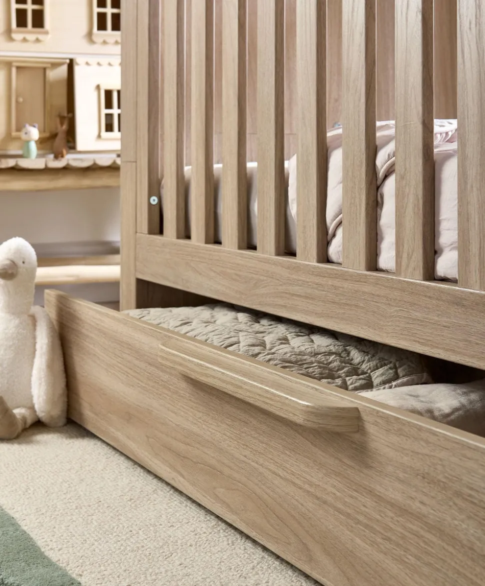 Franklin Cotbed & Essential Airflow Pocket Spring Mattress Bundle - Oak