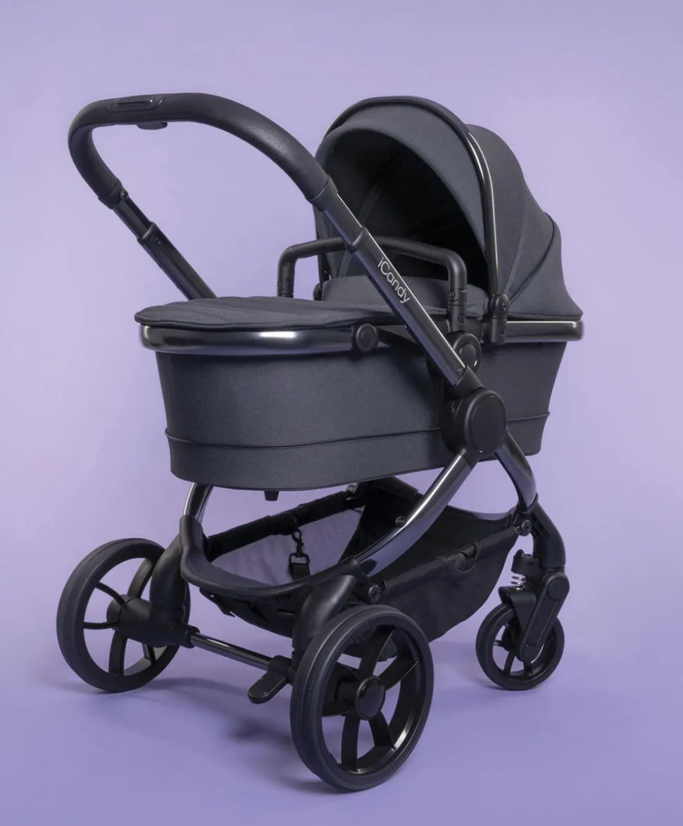 iCandy Peach 7 Complete Pushchair Bundle - Black