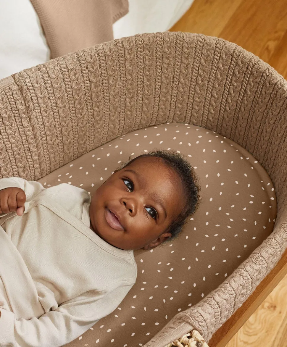 Little Green Sheep Organic Knitted Moses Basket & Mattress - Truffle