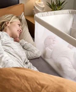 Lua Bedside Crib and Sheet Bundle - Fawn/Oatmeal