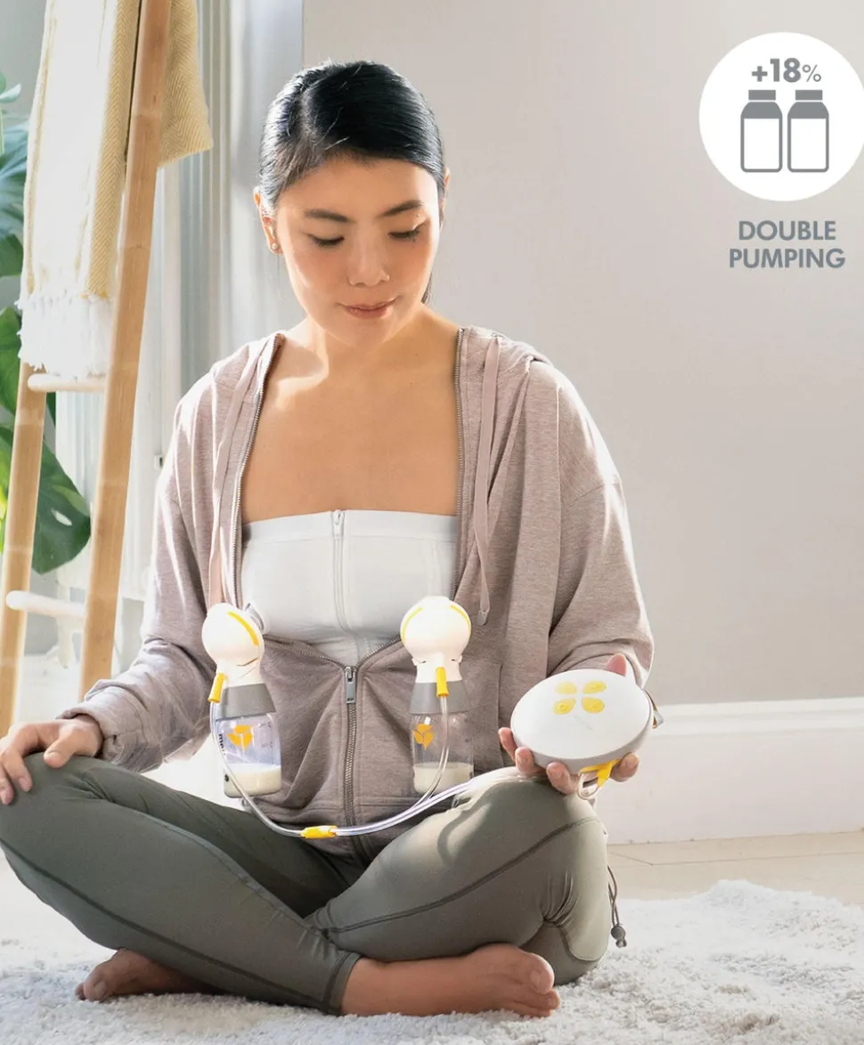 Medela Swing Maxi™ Double Electric Breast Pump, Nursing Pads and Storage Bags Bundle