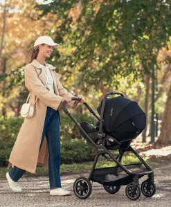 Nuna IXXA Next Pushchair Bundle with ARRA Flex Car Seat & BASE Curv Base - Caviar