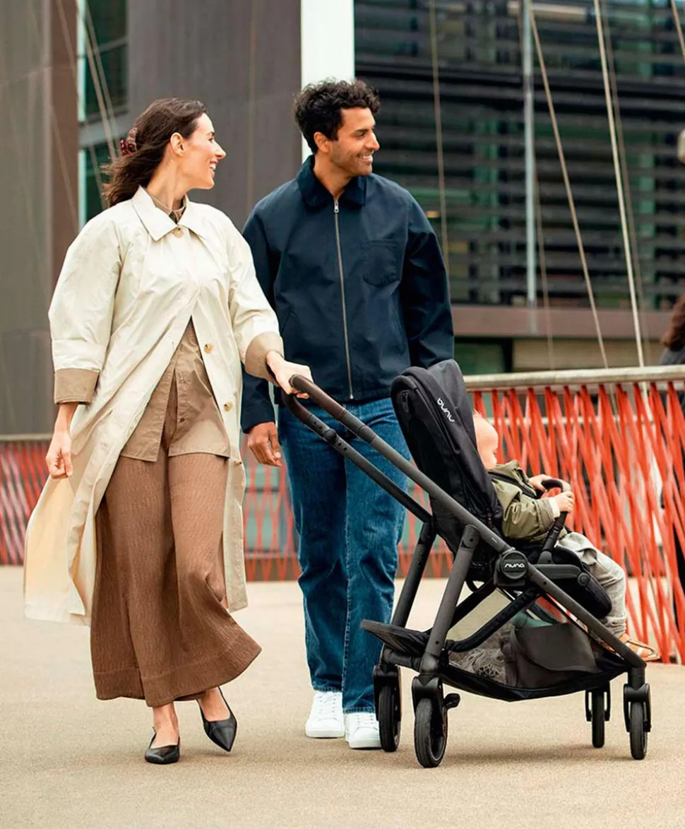 Nuna Swiv Pushchair - Caviar