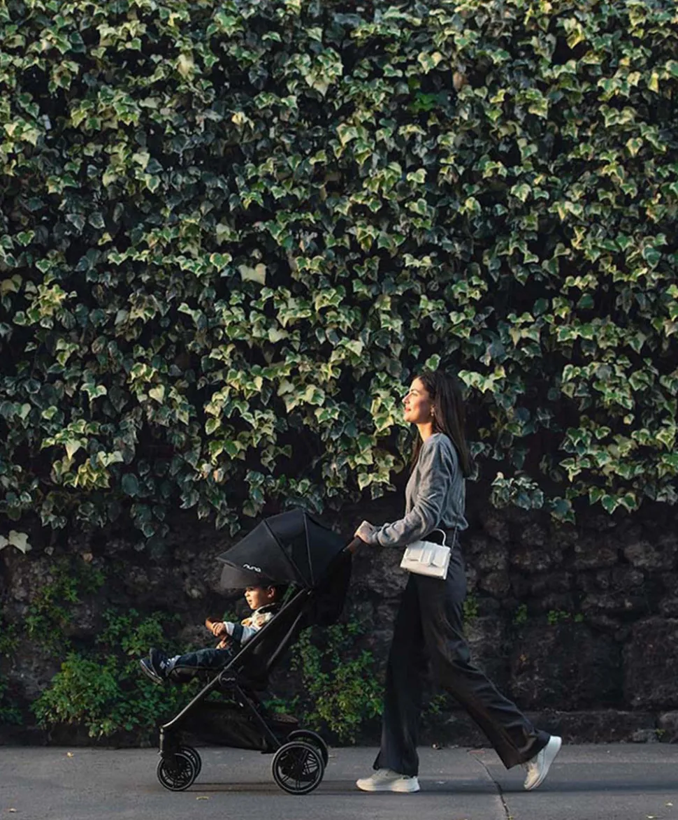 Nuna TRVL lx Stroller - Caviar