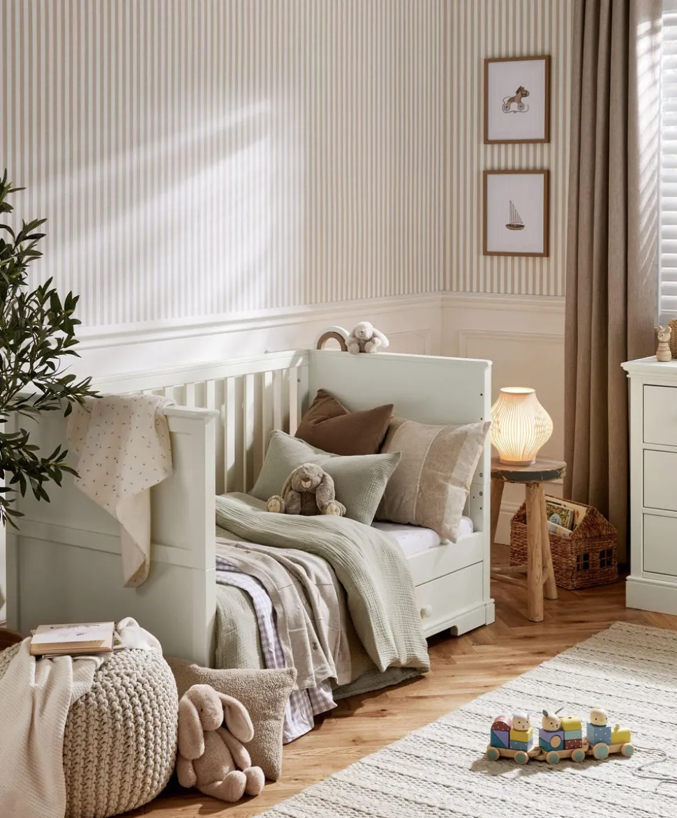 Oxford 2 Piece Cotbed Set with Dresser Changer - White