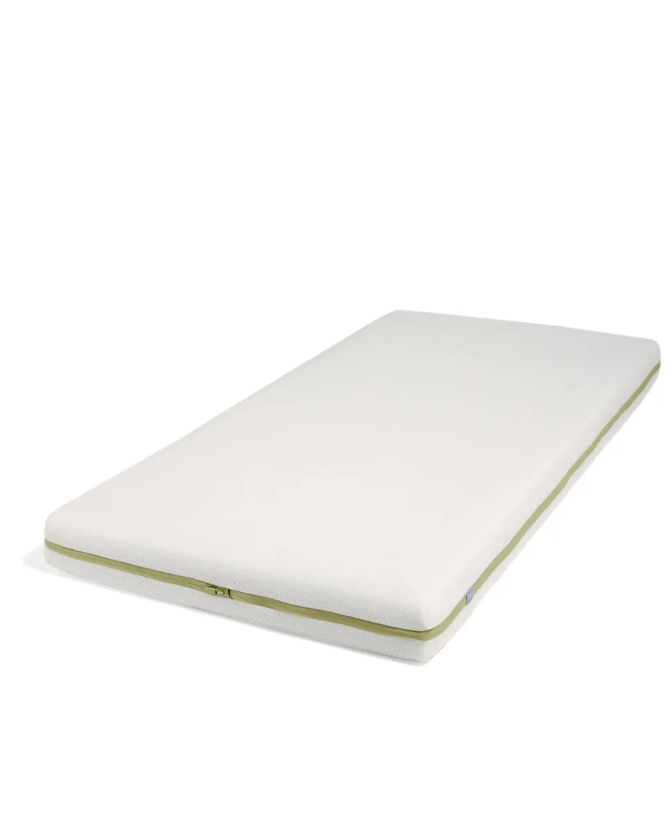 Oxford Cotbed & Premium Pocket Spring Mattress Bundle - White