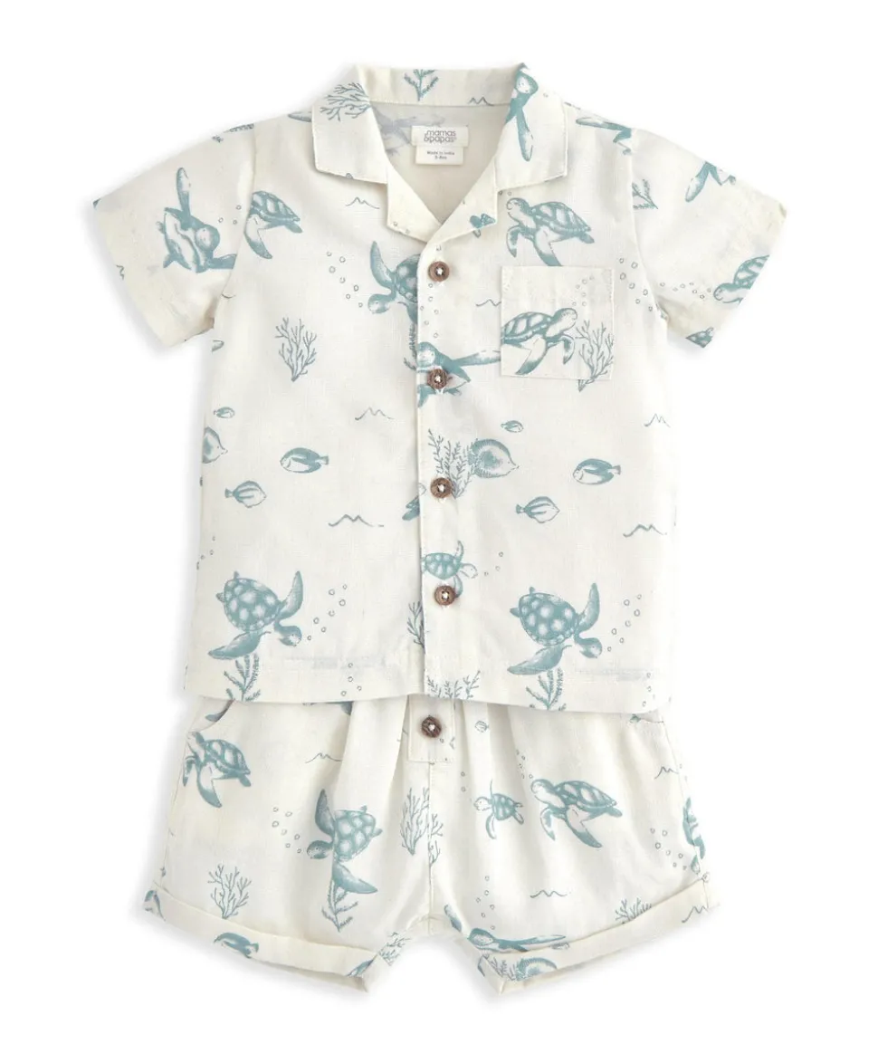 Shirt & Shorts Set (2 Pieces) - Turtle Print