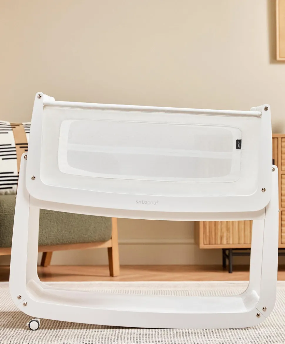 SnuzPod 5 Bedside Crib - White