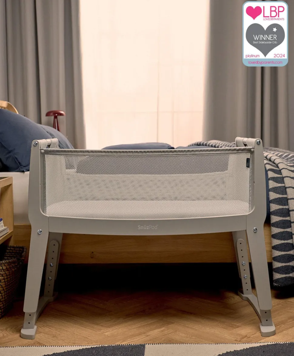 SnuzPod Studio Bedside Crib - Oslo