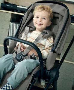 Vardo Pushchair Bundle with Cybex Cloud T Car Seat (8 Pieces) - Storm
