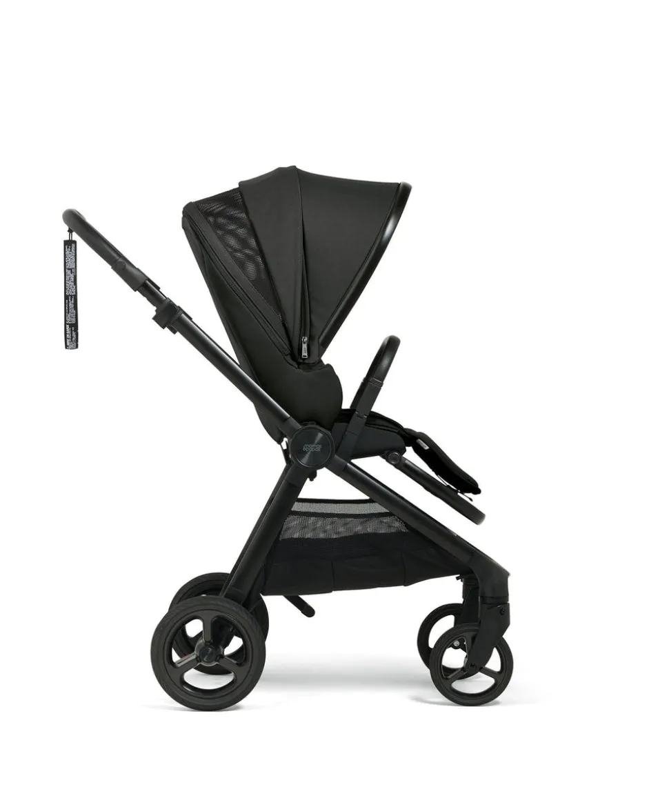 Vardo Pushchair Bundle with Cybex Cloud T Car Seat (8 Pieces) - Noir