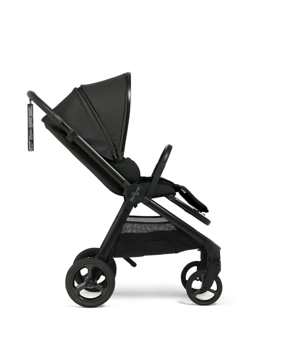 Vardo Pushchair Bundle with Cybex Cloud T Car Seat (8 Pieces) - Noir