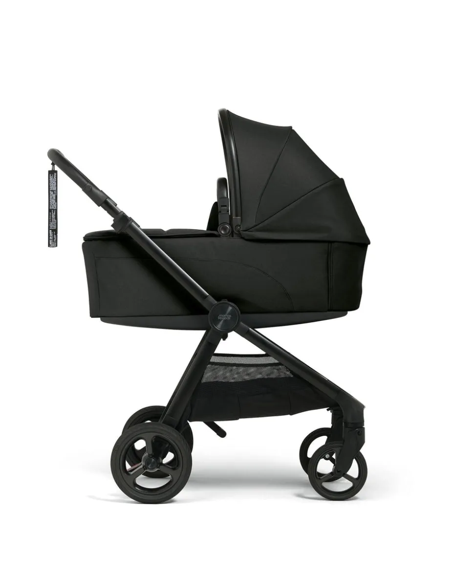Vardo Pushchair Bundle with Cybex Cloud T Car Seat (8 Pieces) - Noir