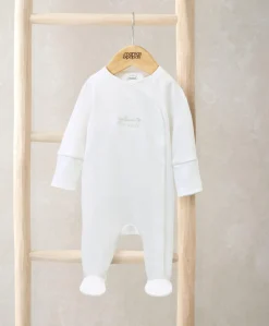 Welcome to the World All In One - White